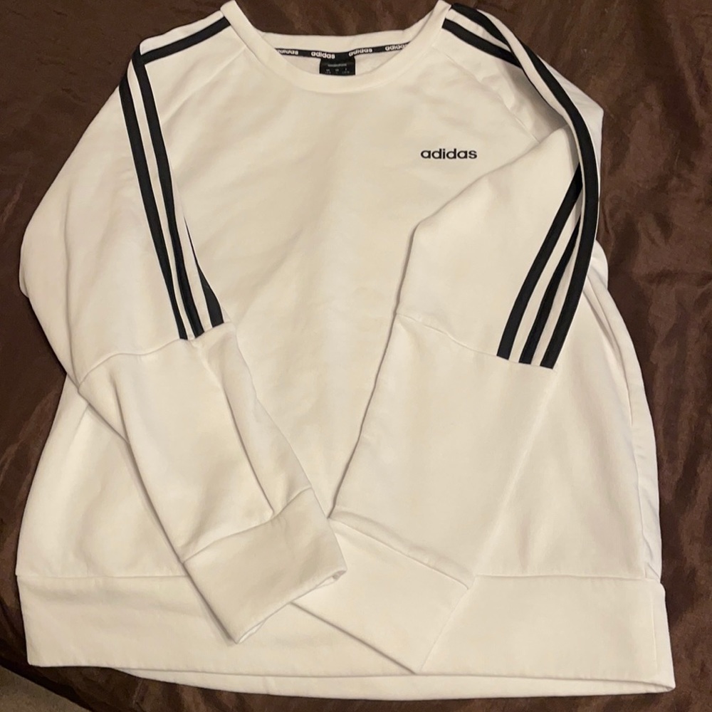 Woman’s Adidas crew neck sweatshirt
